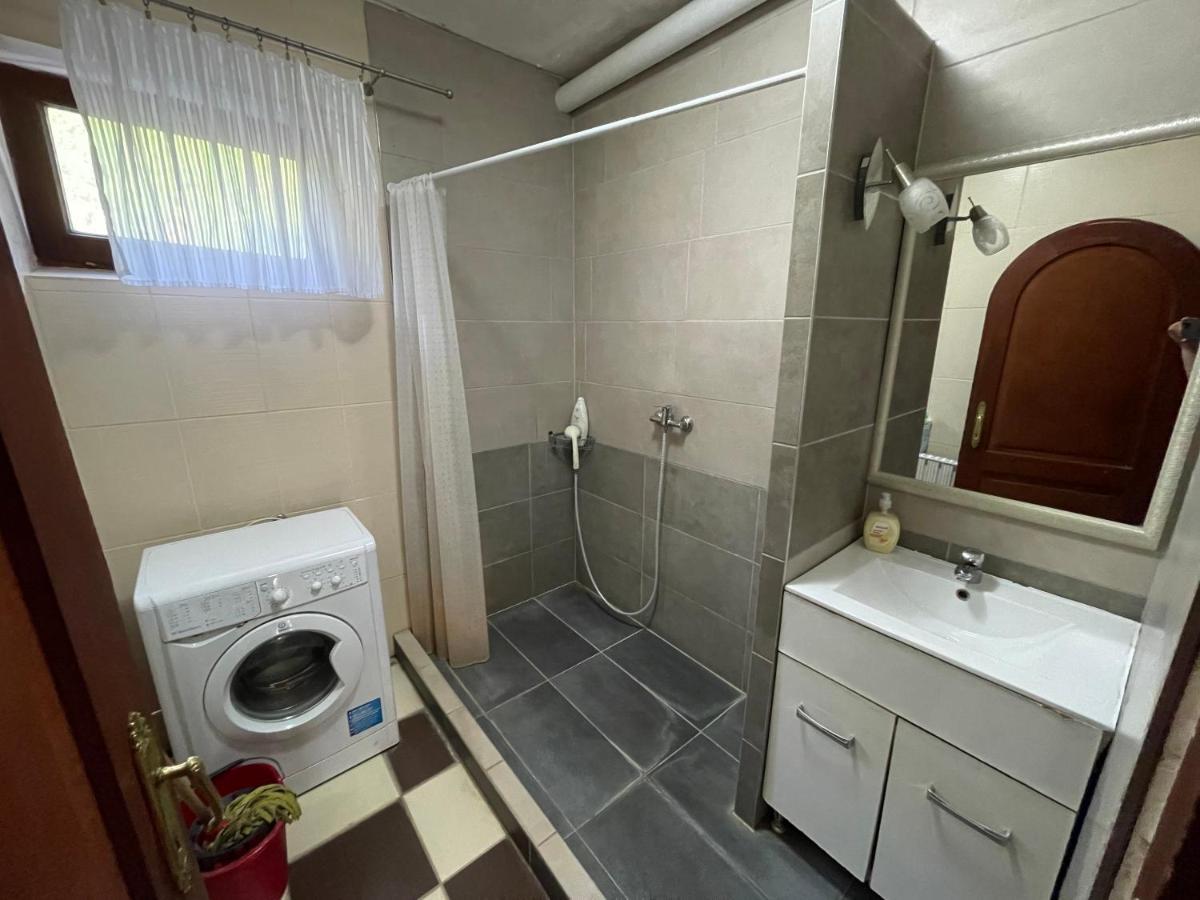 Szimpla Vendeghaz Hotel Mişcolţ Exterior foto