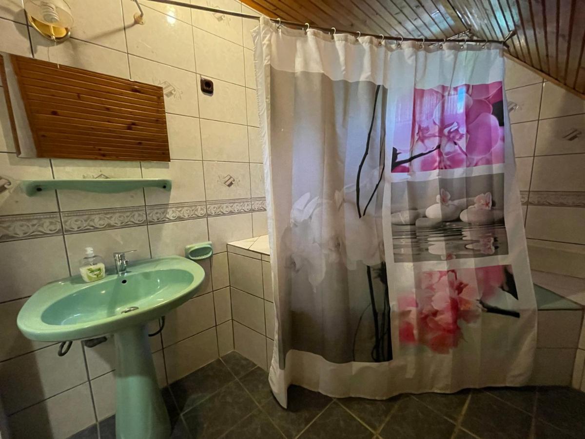 Szimpla Vendeghaz Hotel Mişcolţ Exterior foto